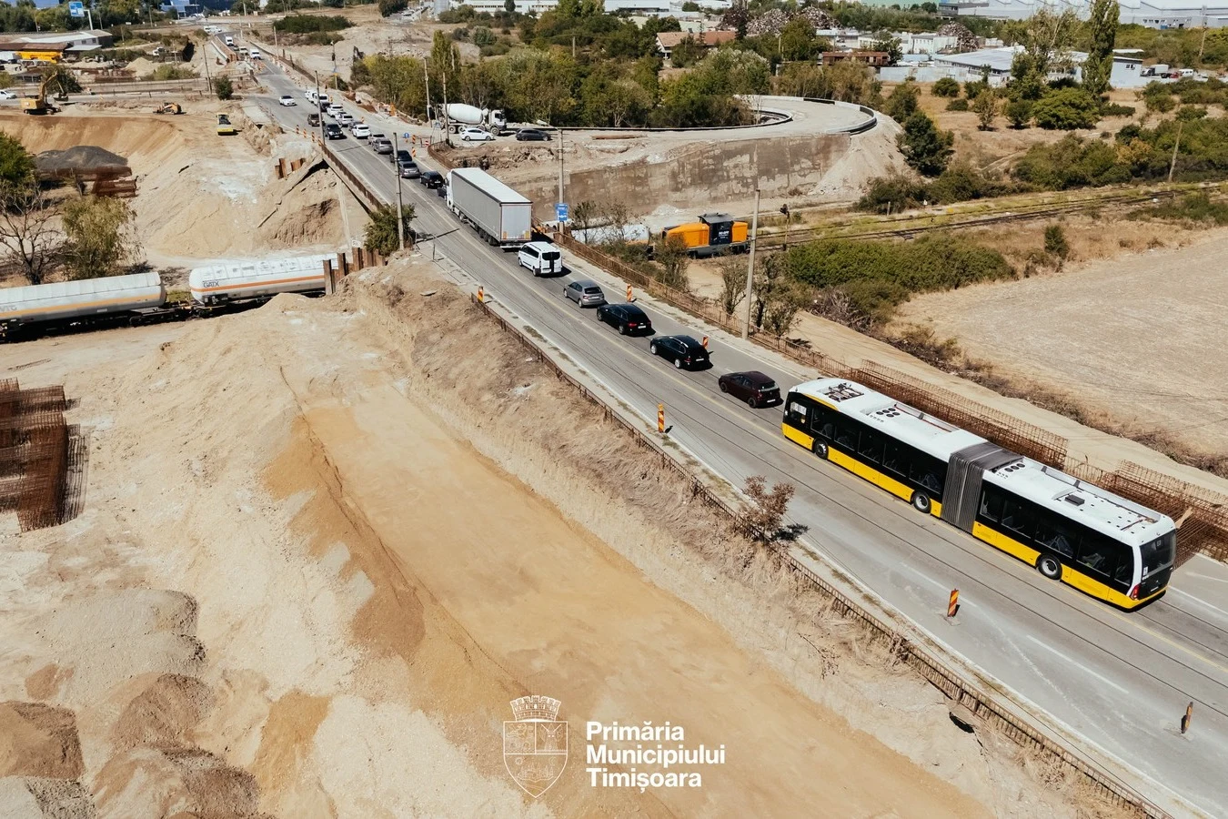 Pasajul Slavici–Polonă: rampe ~80%, foraje pe structurile peste calea ferată